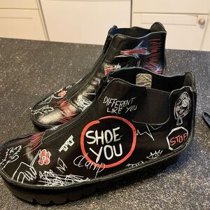 Clamp Black Graphic Shoes